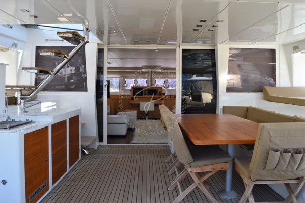 2012 LAGOON 620