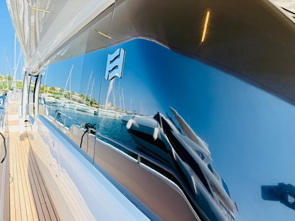 2022 FERRETTI 780