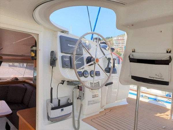 2011 FOUNTAINE PAJOT LIPARI 41