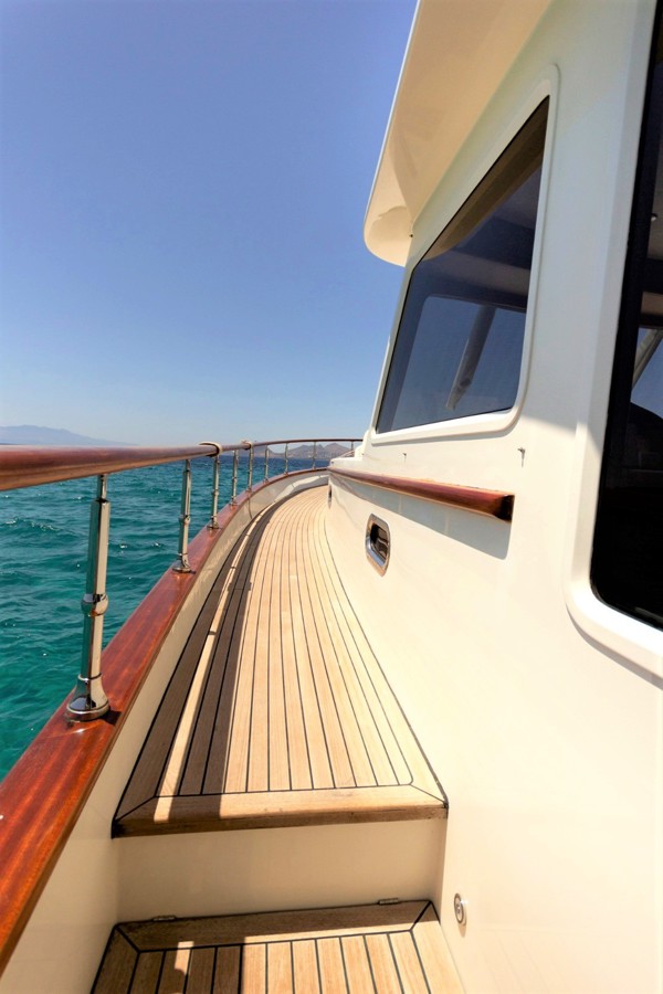 2008 CUSTOM TRAWLER 55