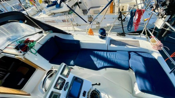 2005 BENETEAU OCEANIS 393 CLIPPER