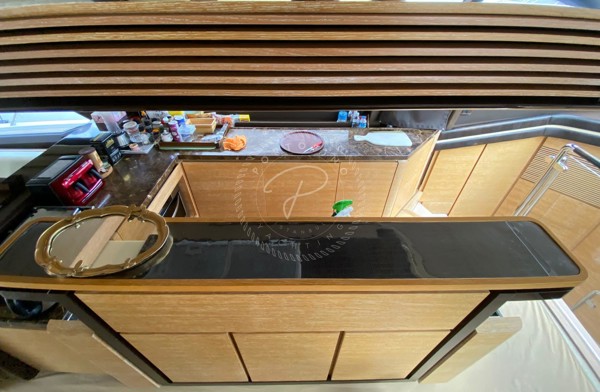 2012 AZIMUT 64 FLY