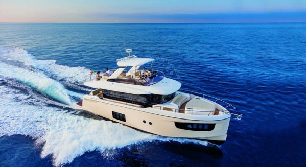 2017 ABSOLUTE NAVETTA 52