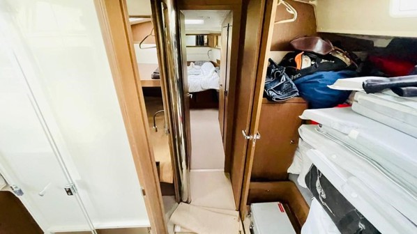 2018 BENETEAU SENSE 51 