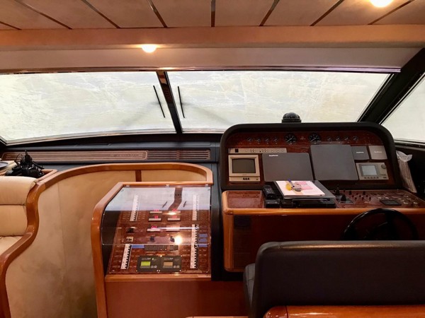1999/2010 FERRETTI YACHTS 72
