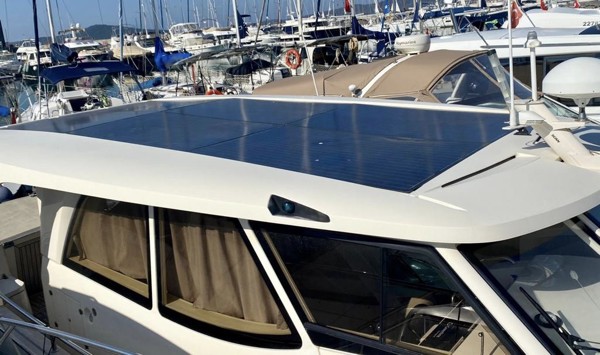 2016 GREENLINE 33 HYBRID