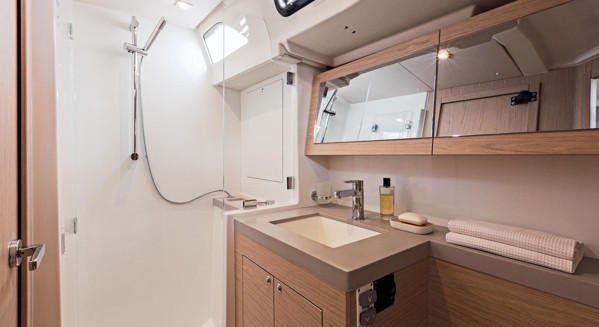 2022 BENETEAU OCEANIS 51.1