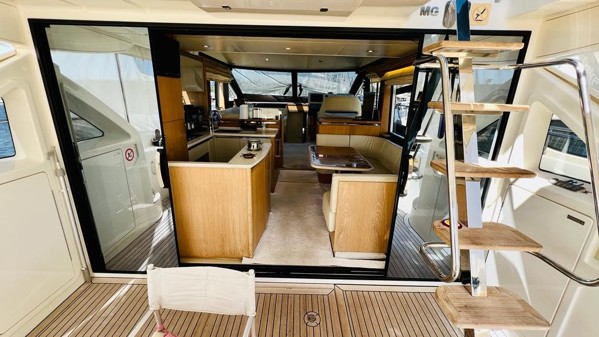 2013 ABSOLUTE 55 FLY