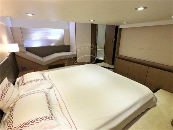 2013 BENETEAU GT 49 FLYER