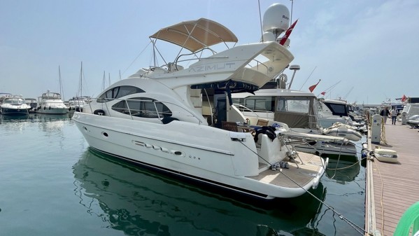 2003 AZIMUT 42 FLY