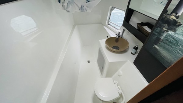 2013 FOUNTAINE PAJOT MAHE 36 EVOLUTION
