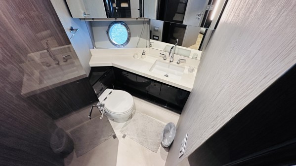 2018 AZIMUT 80