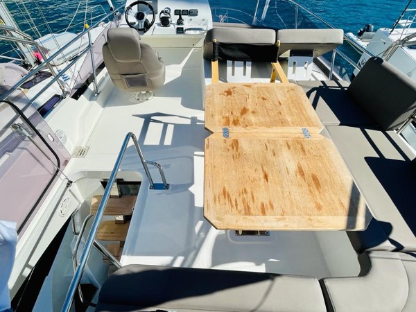 2017 PRESTIGE 420 FLY