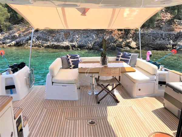 2015 AZIMUT MAGELLANO 53