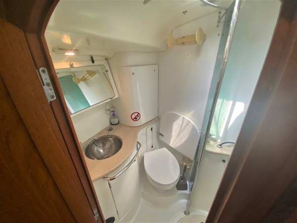 2006 JEANNEAU 49 DS