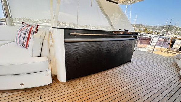 2014 PRINCESS 88