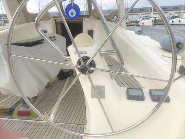 2012 AZUREE 40 VOYAGE