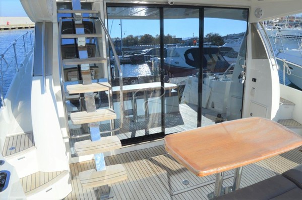 2017 PRESTIGE 500 FLY