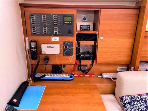 2011 HANSE 470