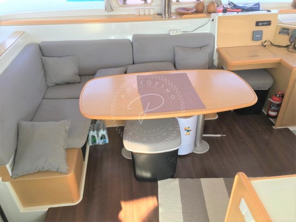 2011 LAGOON 400