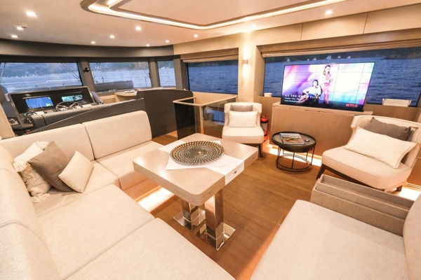 2023 SIRENA 68 