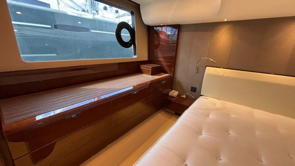 2013 PRINCESS 56 FLY 