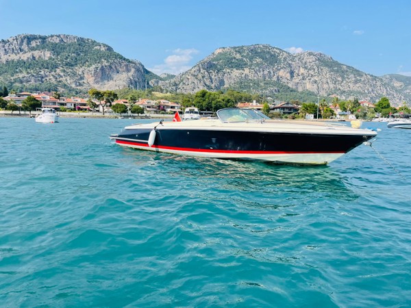 2011 CHRIS CRAFT CORSAIR 25