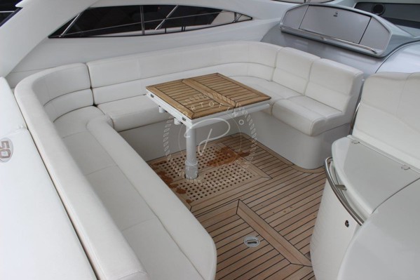 2005 PERSHING 50