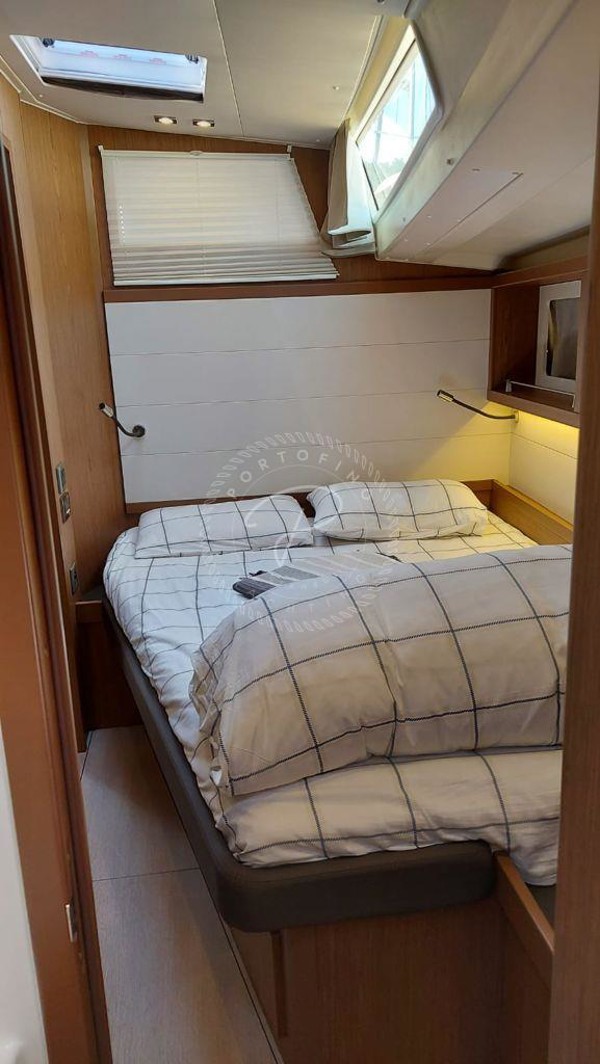 2018 BENETEAU SENSE 57