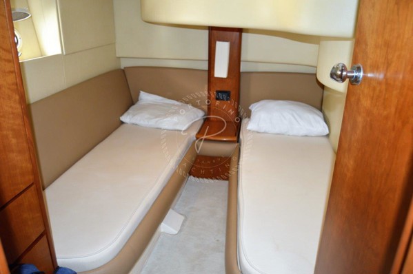 2009 AZIMUT 42
