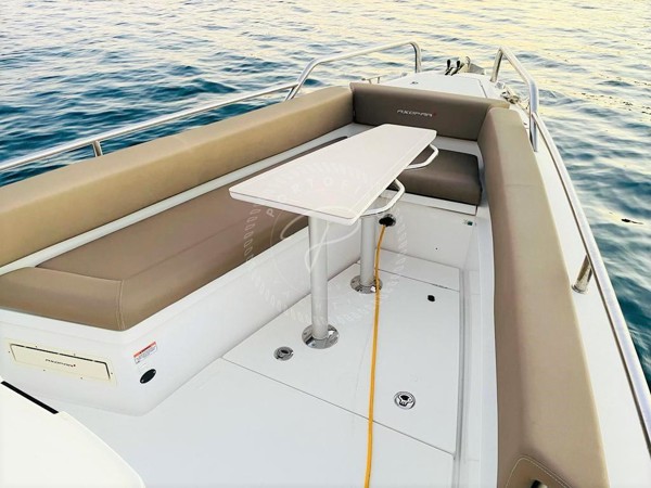 2018 AXOPAR 28 AC