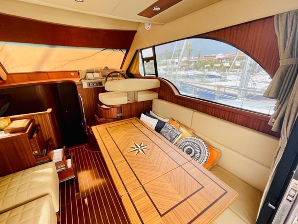 2012 VIKING MARIN 405 FLY