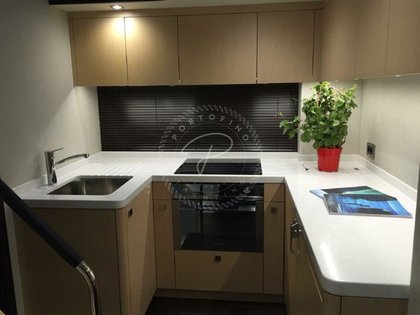 2016 SUNSEEKER PREDATOR 57