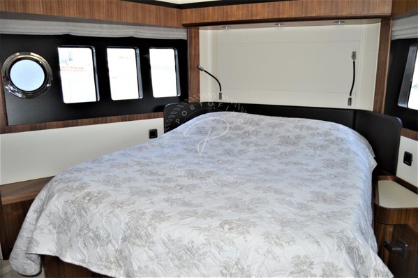 2017 ABSOLUTE NAVETTA 58