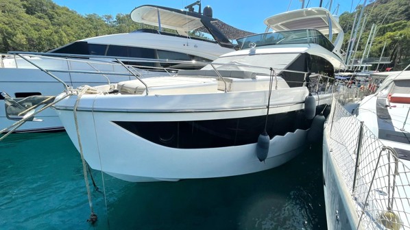 2019 ABSOLUTE 58 FLY