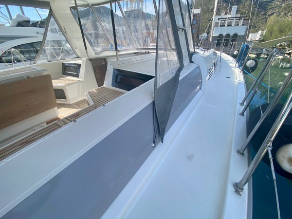 2021 BENETEAU OCEANIS 51.1