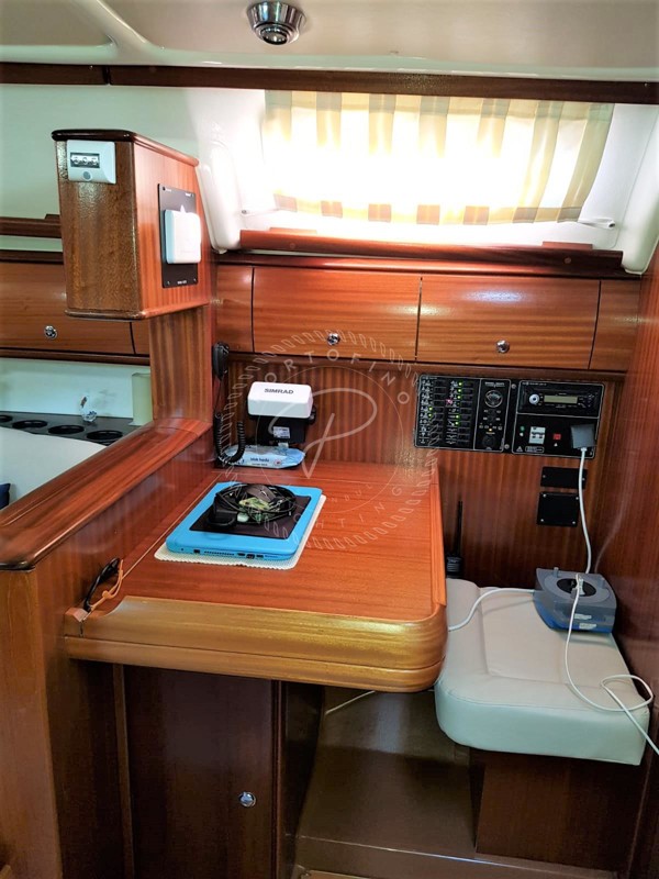 2005 BAVARIA 38 CRUISER