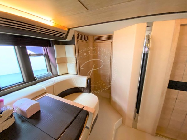 2012 AZIMUT 64 FLY