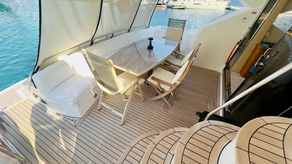 2009 SUNSEEKER MANHATTAN 60