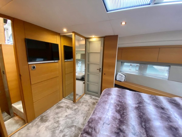 2012 FAIRLINE TARGA 50 GT
