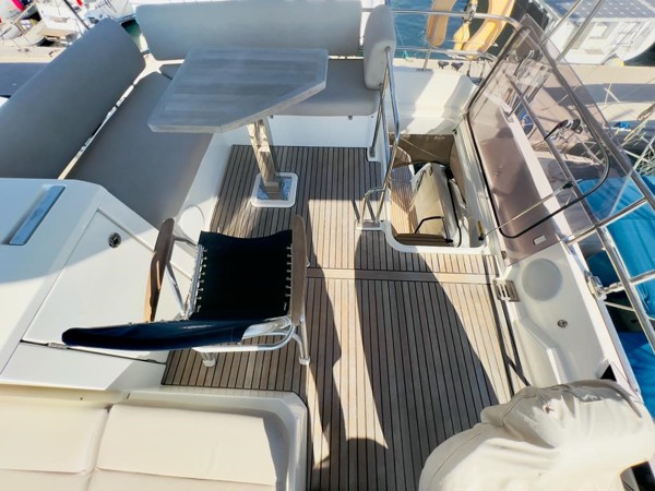 2021 PRESTIGE 420 FLY