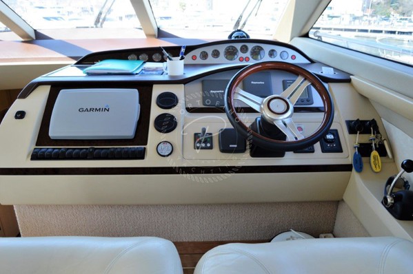 2010 PRINCESS 54
