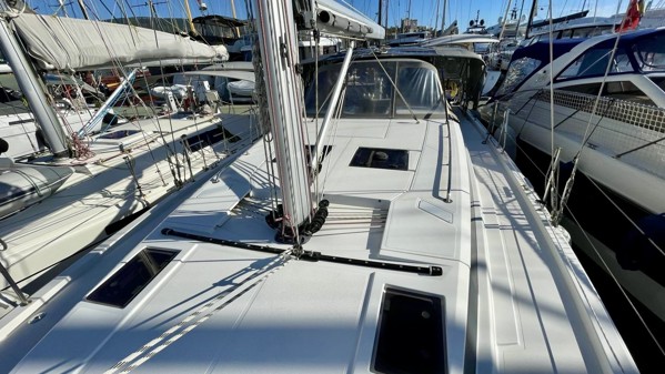 2020 BAVARIA C45