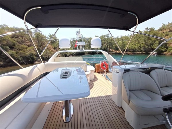 2009 PRINCESS 50