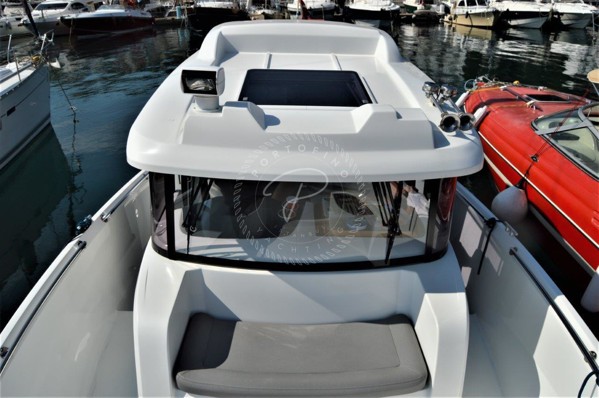2014 BENETEAU BARRACUDA 9