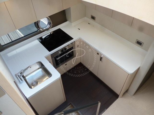 2016 SUNSEEKER PREDATOR 57