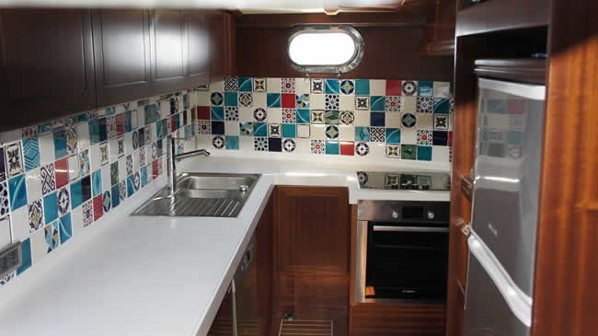 2011 TIRHANDIL CUSTOM 20 M WOODEN