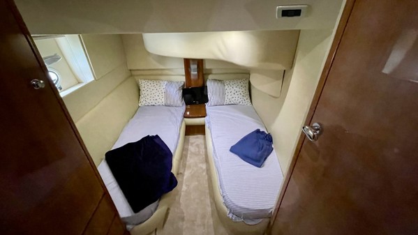 2003 AZIMUT 42 FLY