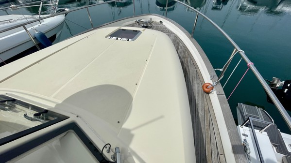 2014 GREENLINE 33 HYBRID