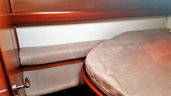 2006 GRAND SOLEIL 45